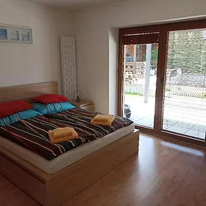 U Vrbičky - Blízko Prahy Unhošť