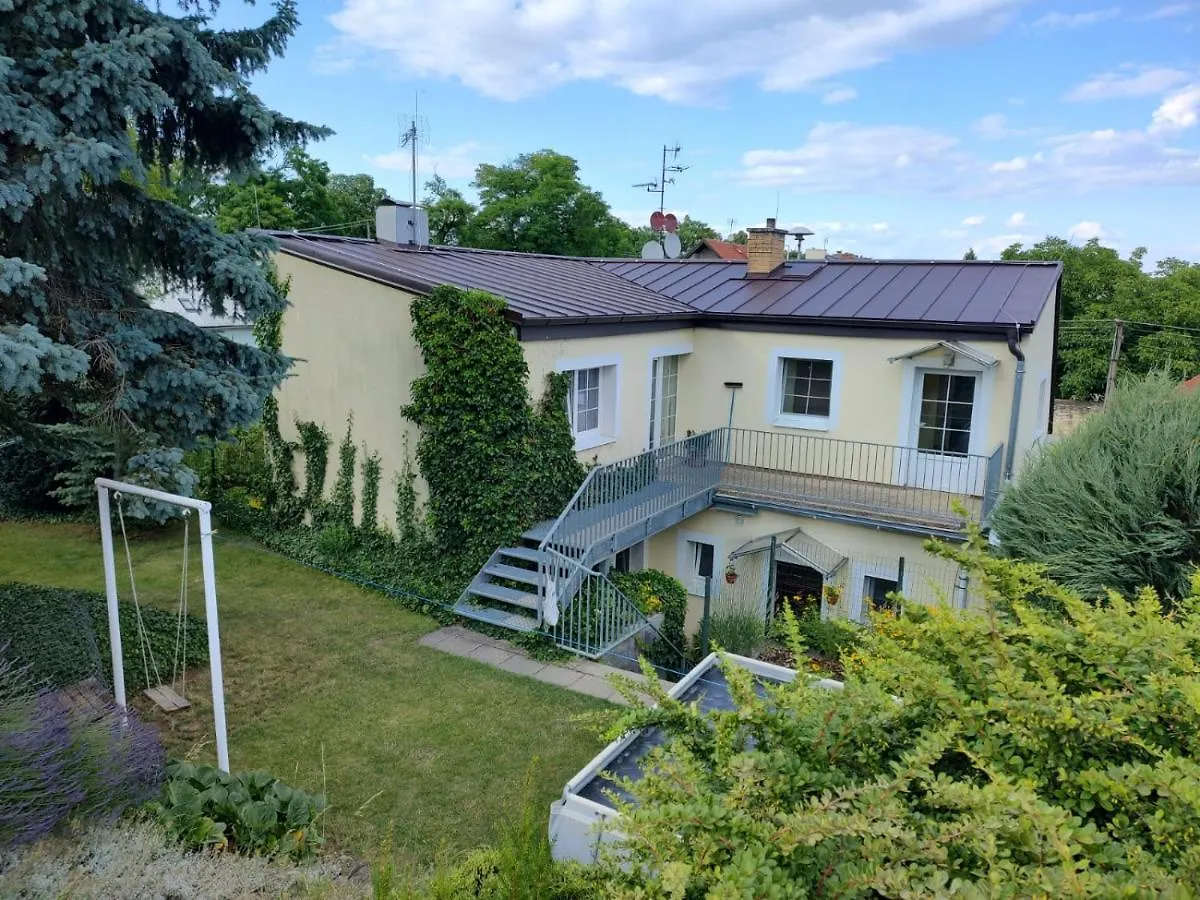 U Letiste Apartment Knezeves